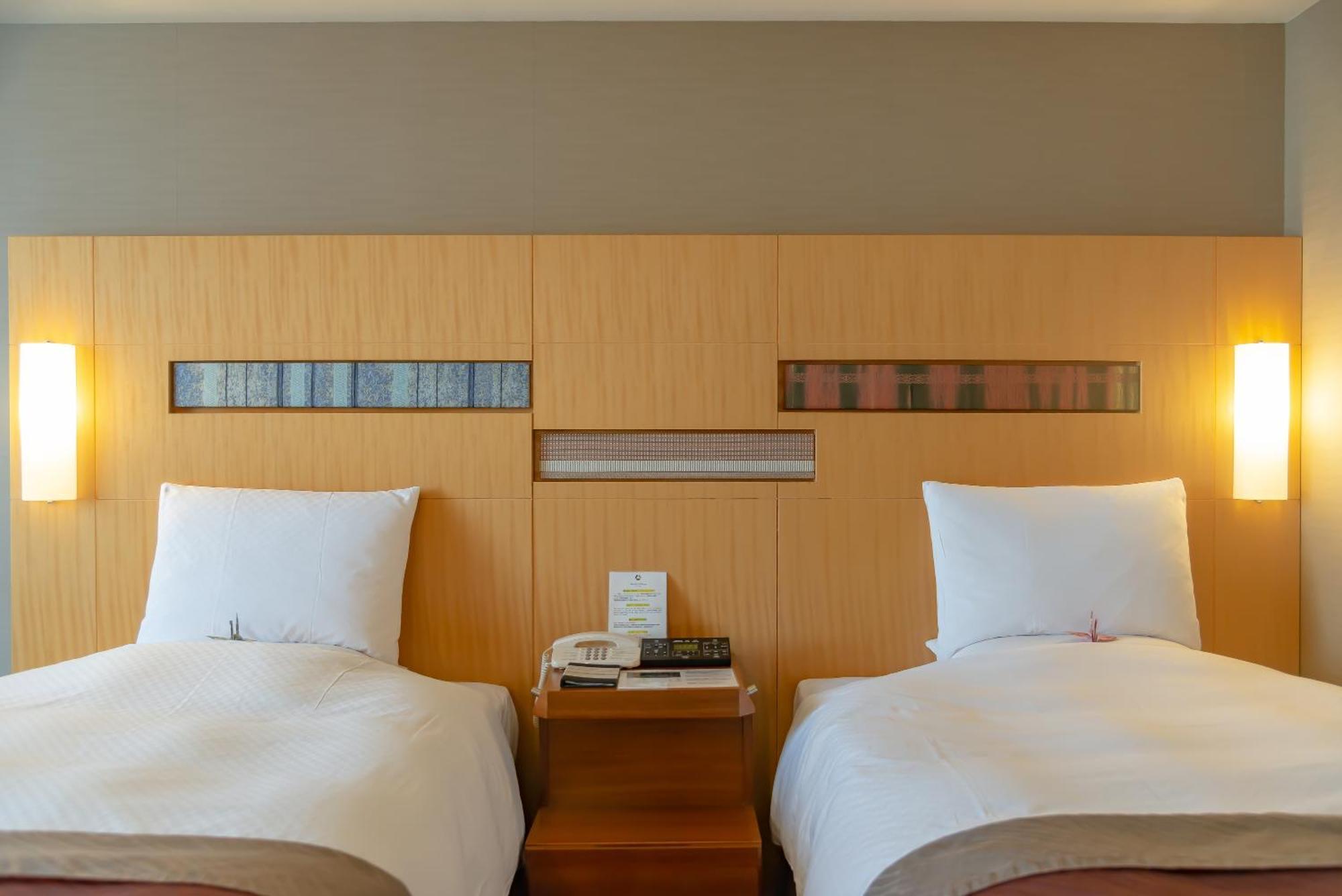 פוקואוקה Hotel Okura Fukuoka חדר תמונה A room at the hotel