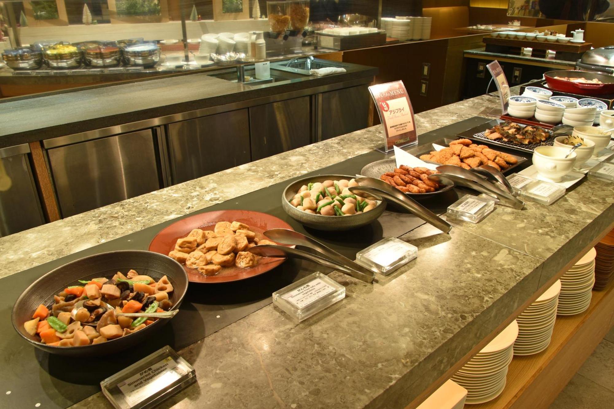 פוקואוקה Hotel Okura Fukuoka מראה חיצוני תמונה A buffet at a hotel