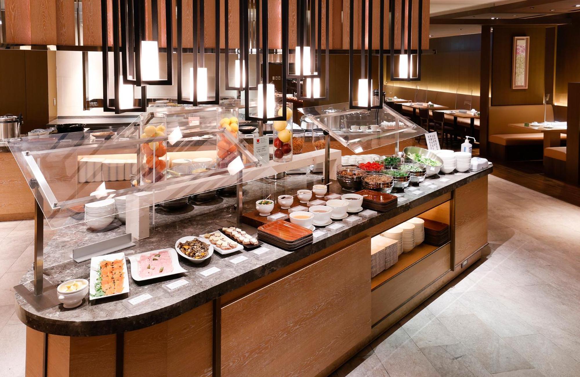 פוקואוקה Hotel Okura Fukuoka מראה חיצוני תמונה A buffet at a hotel