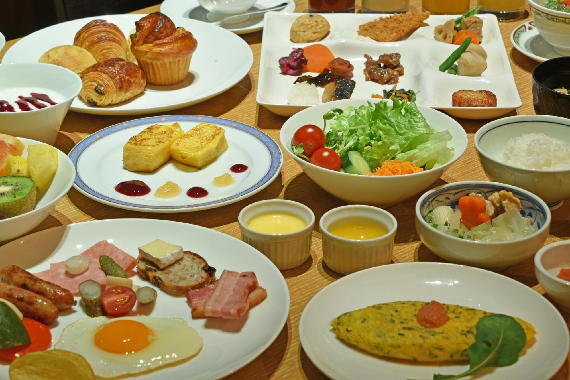 פוקואוקה Hotel Okura Fukuoka מראה חיצוני תמונה A Japanese breakfast