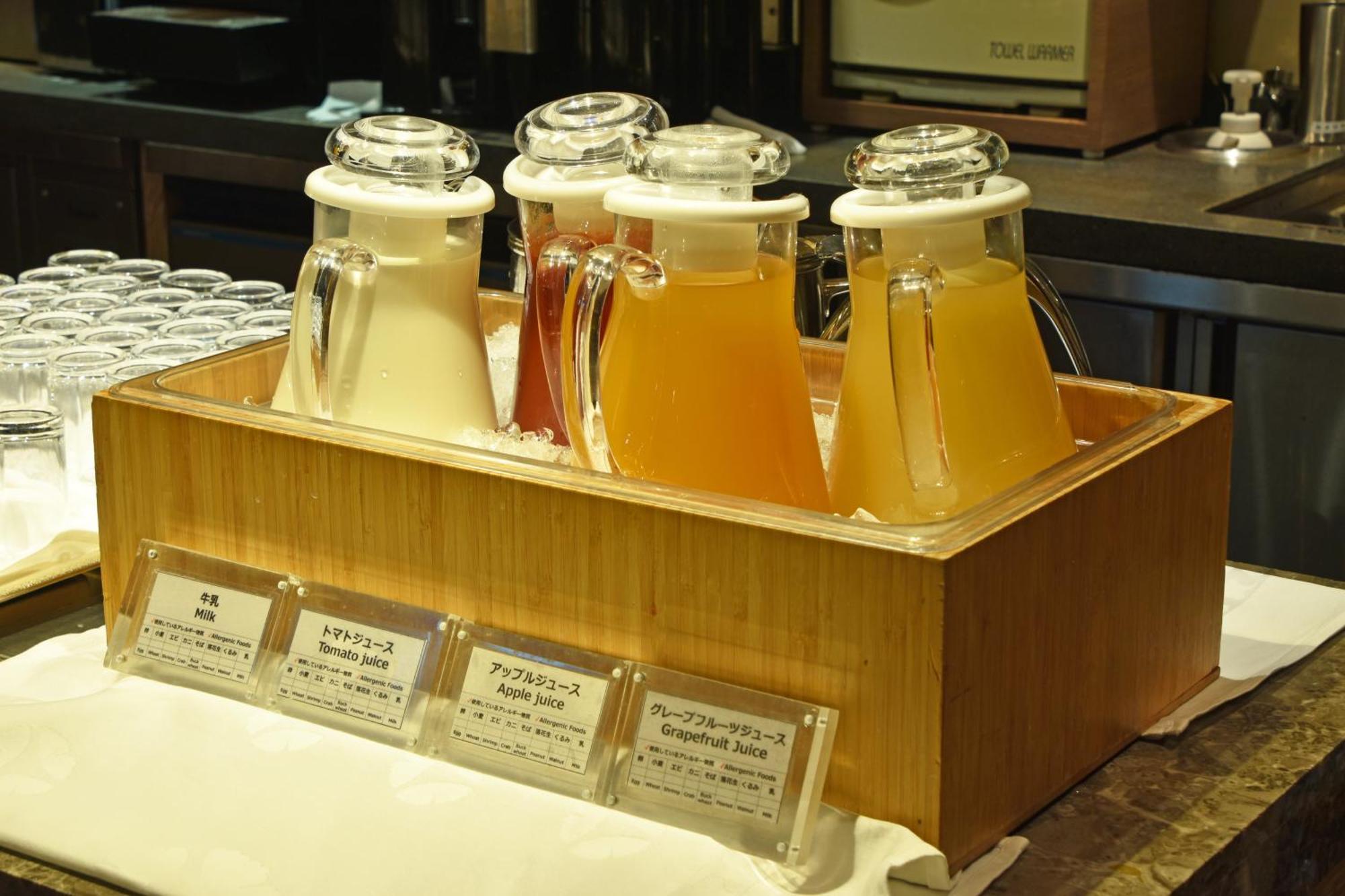 פוקואוקה Hotel Okura Fukuoka מראה חיצוני תמונה Bottles of Japanese tea