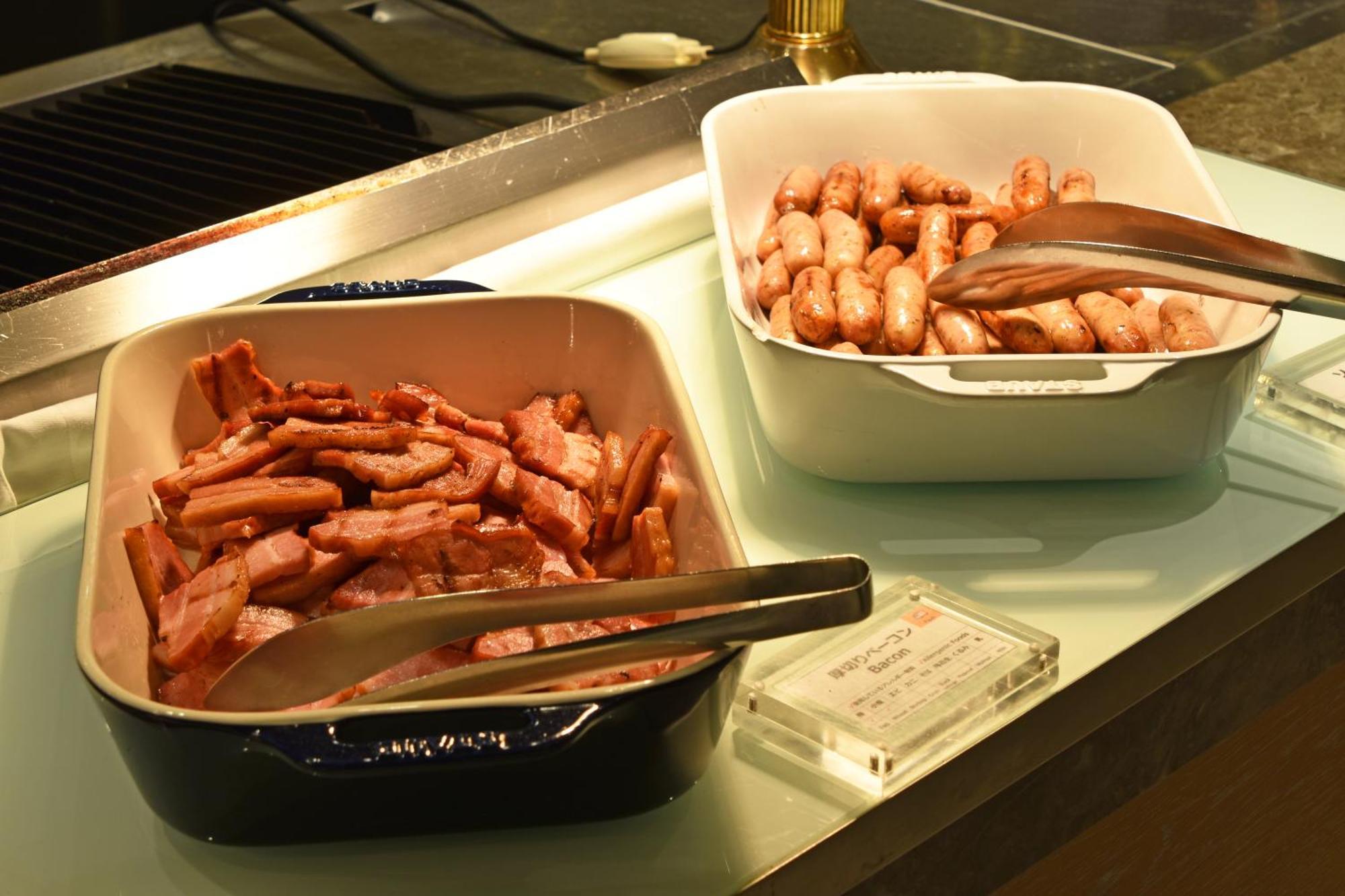 פוקואוקה Hotel Okura Fukuoka מראה חיצוני תמונה Bacon and sausages