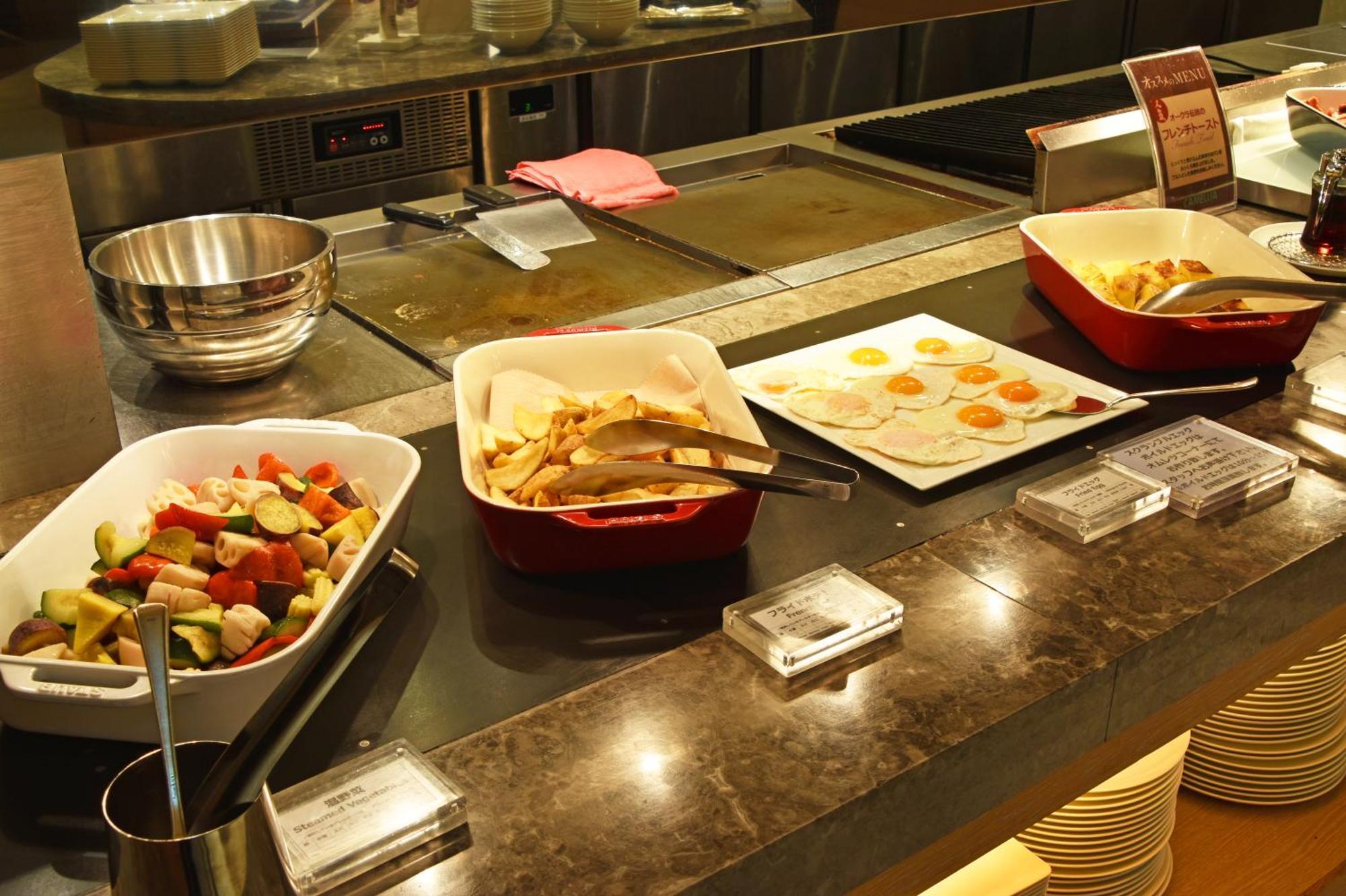 פוקואוקה Hotel Okura Fukuoka מראה חיצוני תמונה A buffet at a hotel