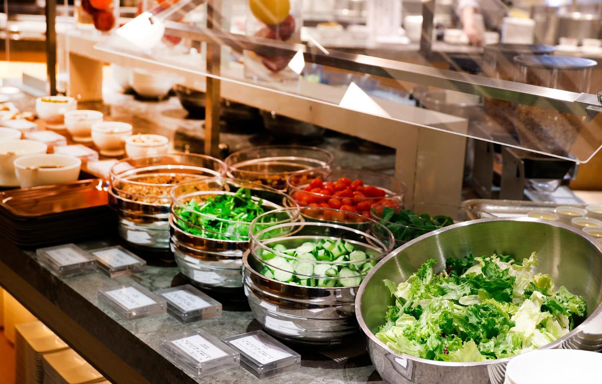 פוקואוקה Hotel Okura Fukuoka מראה חיצוני תמונה A salad bar