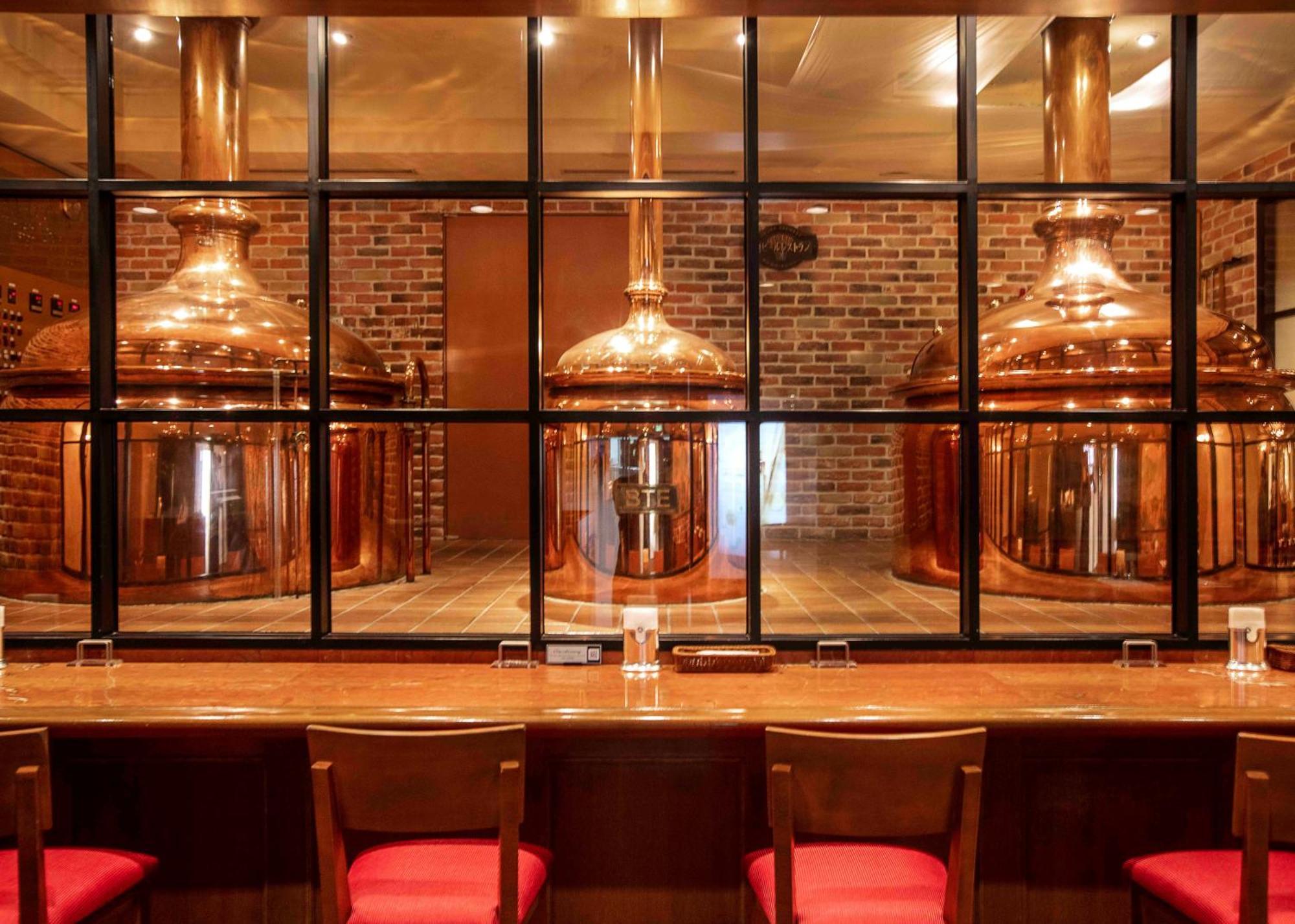 פוקואוקה Hotel Okura Fukuoka מראה חיצוני תמונה The three stills at the Nikka Whisky Museum