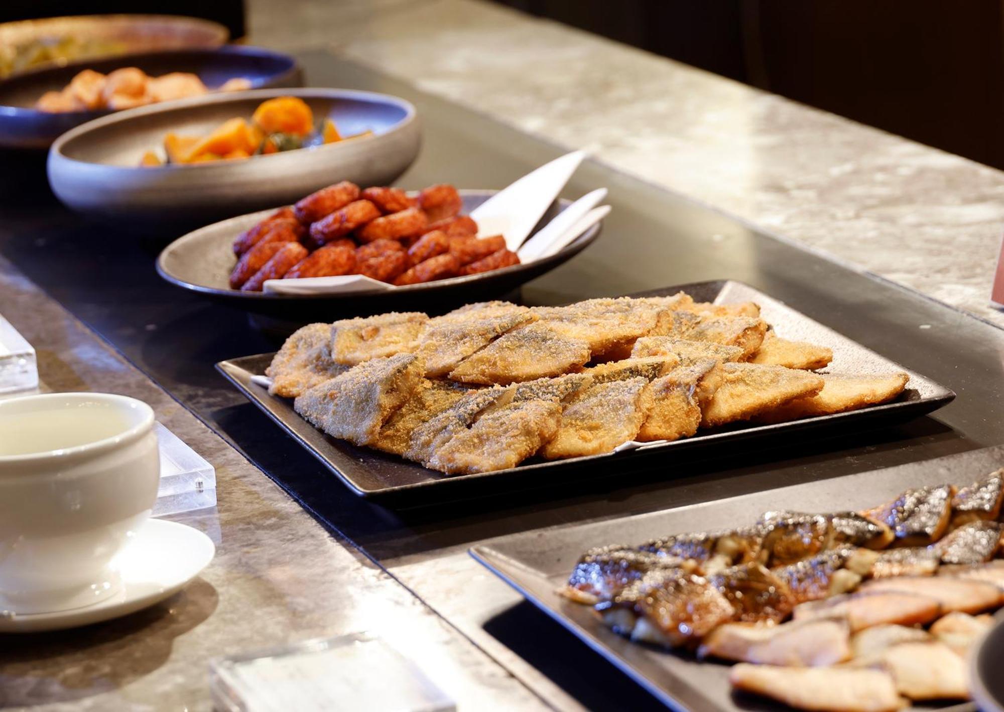 פוקואוקה Hotel Okura Fukuoka מראה חיצוני תמונה A selection of tapas