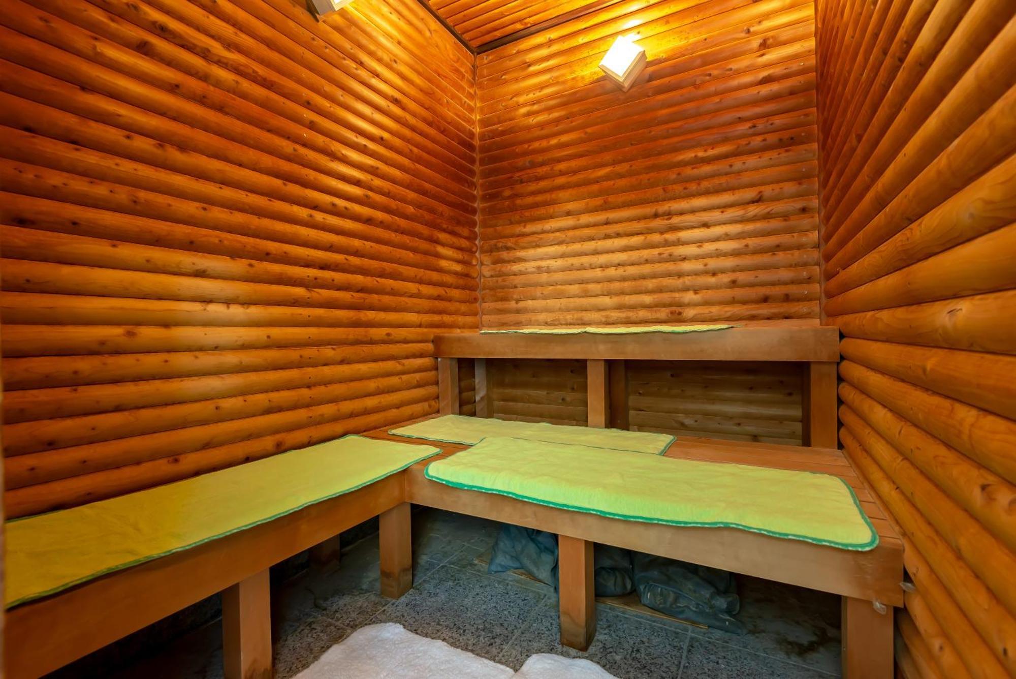 פוקואוקה Hotel Okura Fukuoka מראה חיצוני תמונה A traditional Finnish sauna